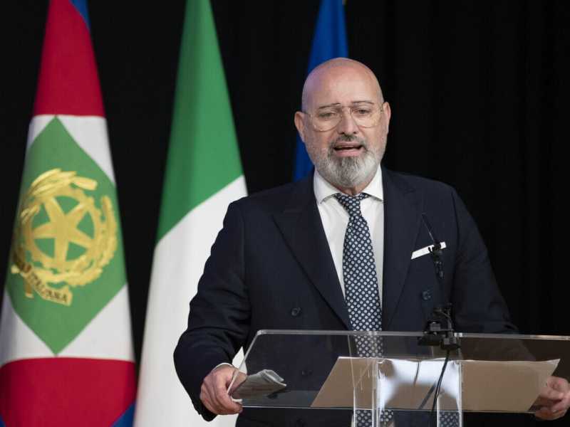  Stefano Bonaccini, presidente dell'Emilia-Romagna, durante un discorso pubblico (Ansa)