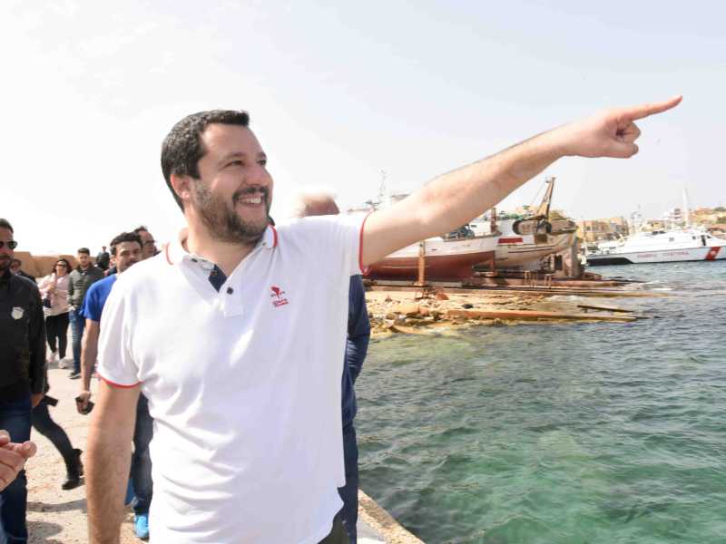  Matteo Salvini a Lampedusa nel 2017 (foto LaPresse)