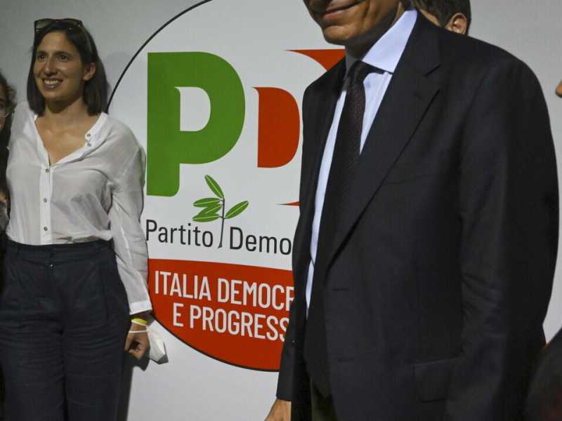 Le liste del Pd sono un reality. Letta: "E' come togliersi il dente del giudizio"
