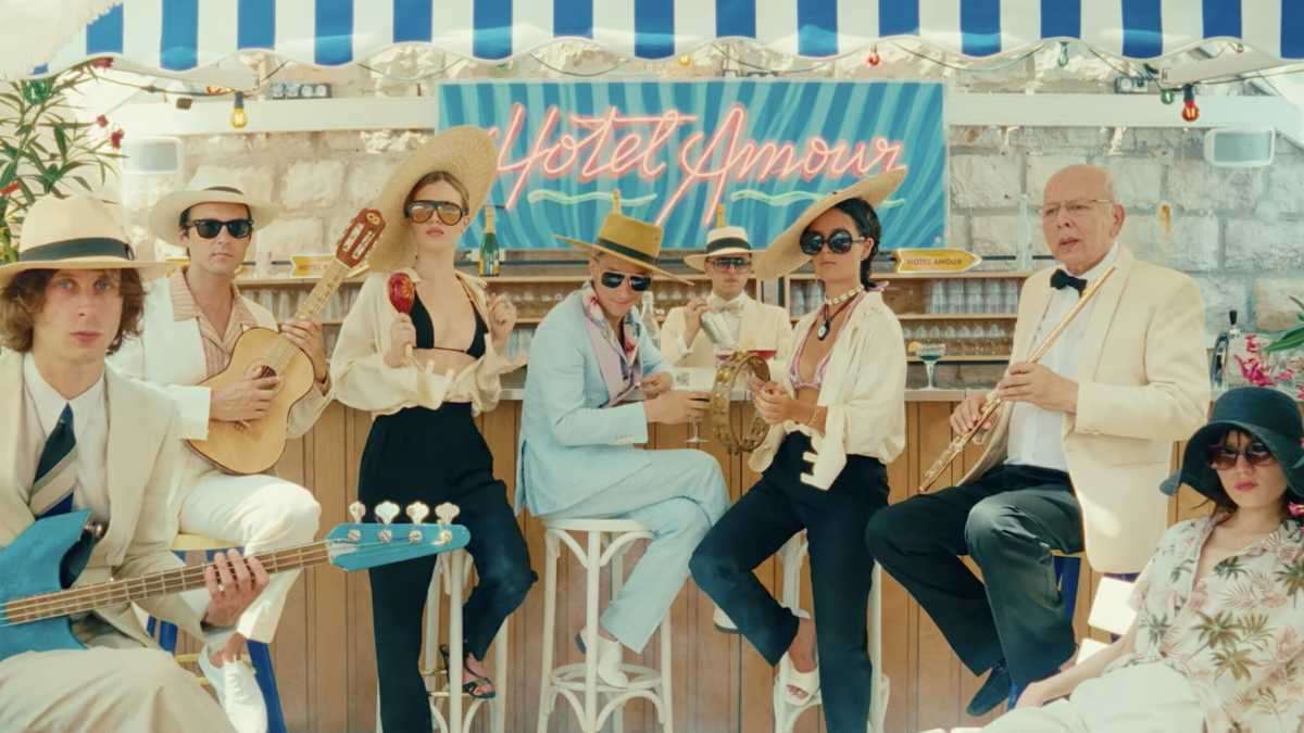 Immagine di Alla fine dell’estate, ecco la canzone (e il video) dell’estate