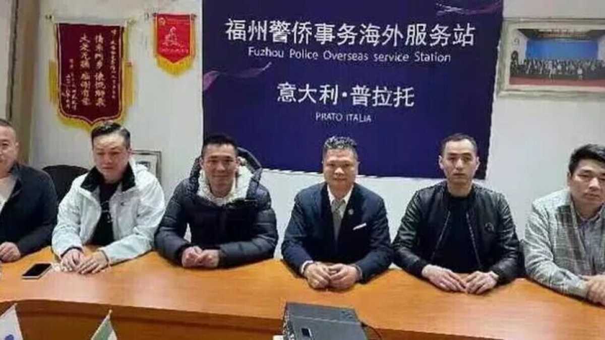 Immagine di Chinese policemen in Italy: from joint patrol to a virtual police station