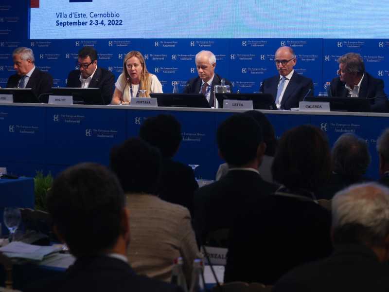 I leader dei principali partiti italiani durante il Forum Ambrosetti a Cernobbio (Ansa)&nbsp;