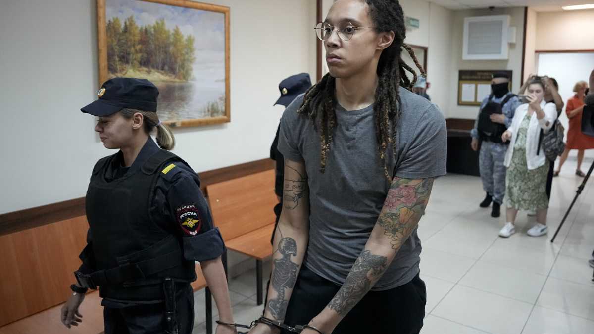Immagine di Perché l’America è tanto fredda con Brittney Griner, la campionessa di basket chiusa in una prigione russa