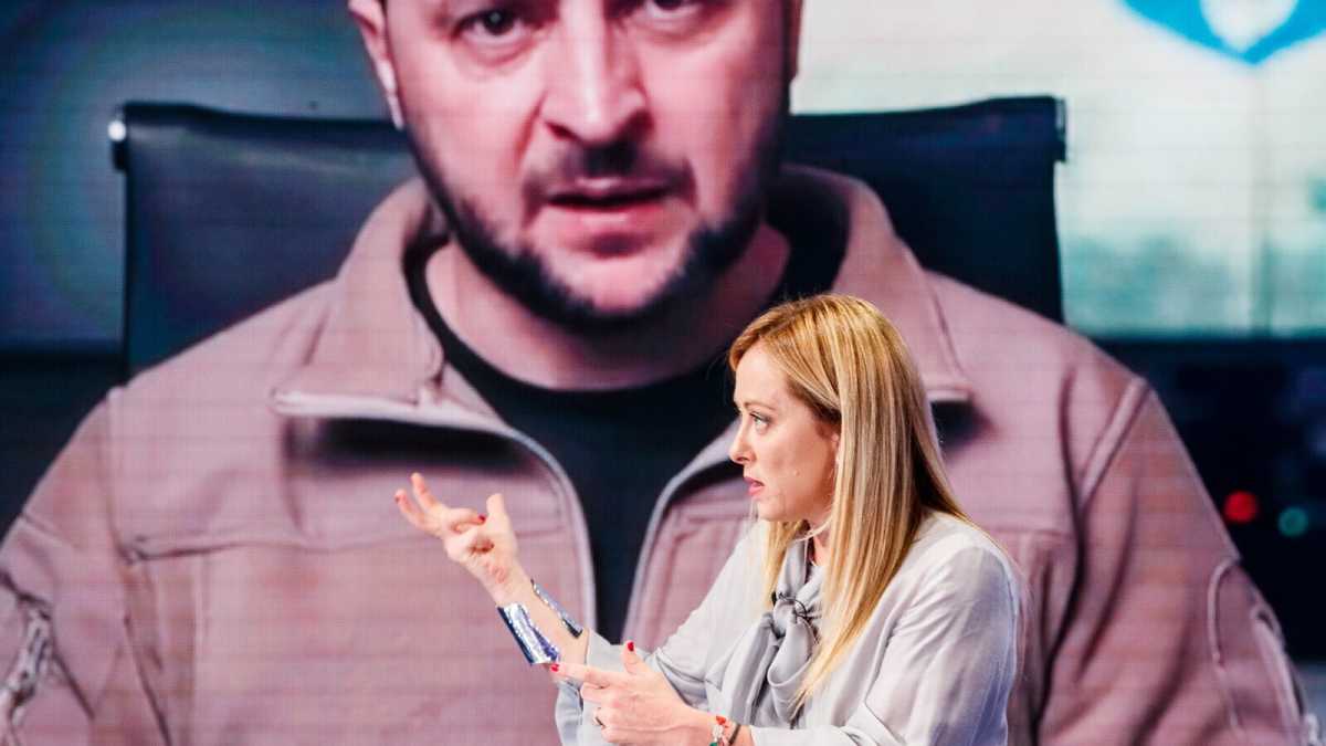 Immagine di Colloquio Meloni-Zelensky: "Pieno sostegno all'Ucraina"