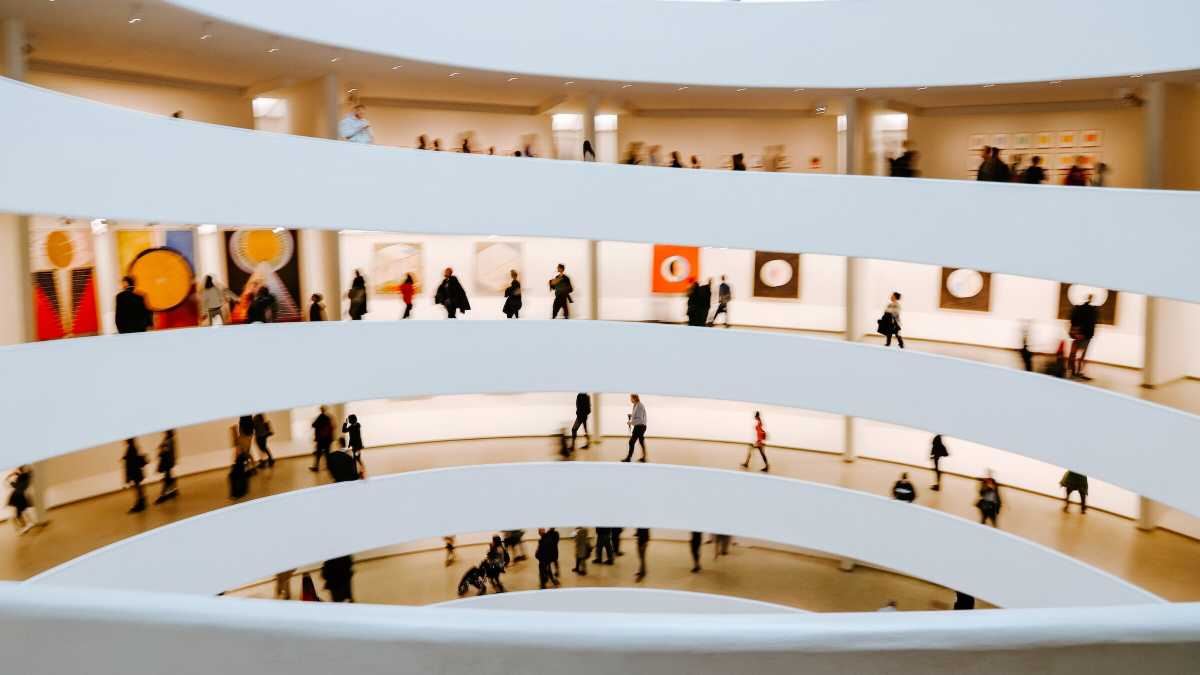 Immagine di Il pregiudizio woke che premia l’artista nero e castiga la curatrice bianca