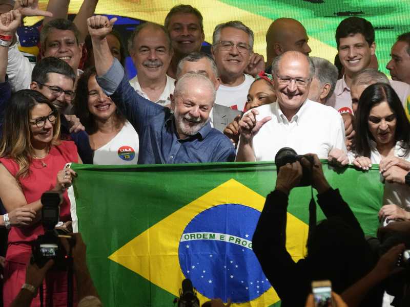 Cosa vuole fare Lula del Brasile spaccato in due