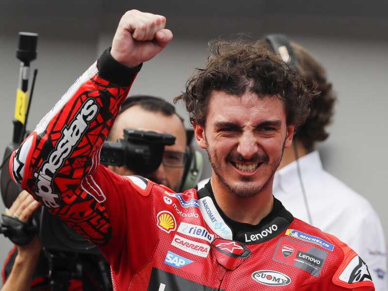 Bagnaia è campione del mondo. Il normal one diventato fenomeno