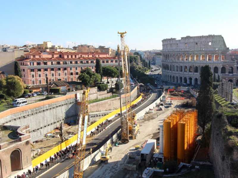 Perché a Roma mancano le metro