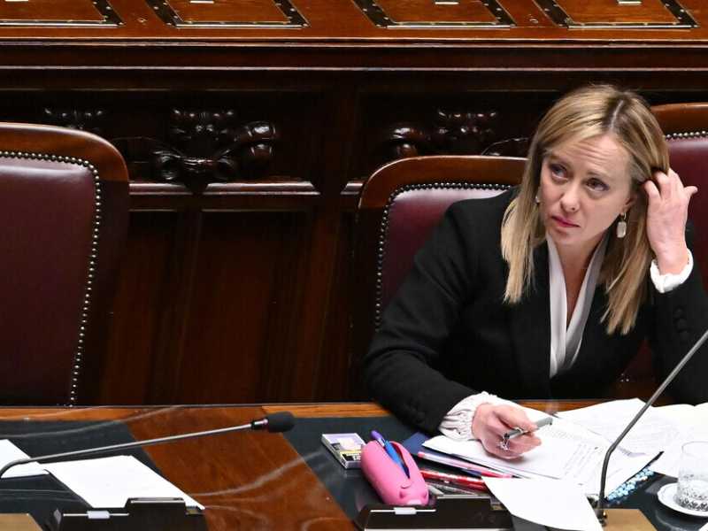 Meloni a Bruxelles: "Sull’energia risposte inefficaci". Oggi il giudizio sulla manovra