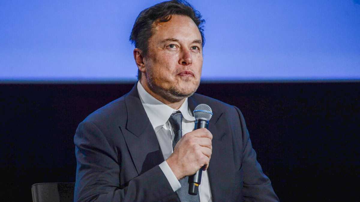 Immagine di Musk annuncia le dimissioni da Ceo di Twitter. E cerca un "folle" che prenda il suo posto