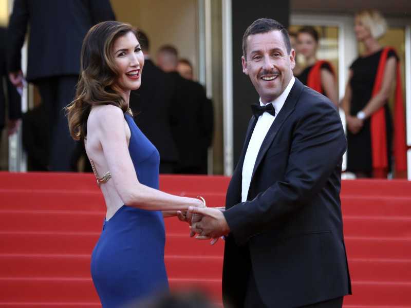 <br />Sandler e sua moglie Jackie a Cannes nel 2017 (Olycom)<br />&nbsp;