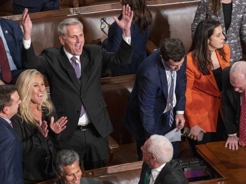 &nbsp;Kevin McCarthy assieme a&nbsp;Marjorie Taylor Greene (Ansa)