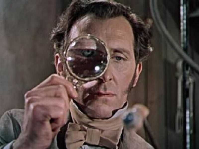 Peter Cushing in una scena di La maschera di Frankenstein (The Curse of Frankenstein), film del 1957 diretto da Terence Fisher&nbsp;<br />