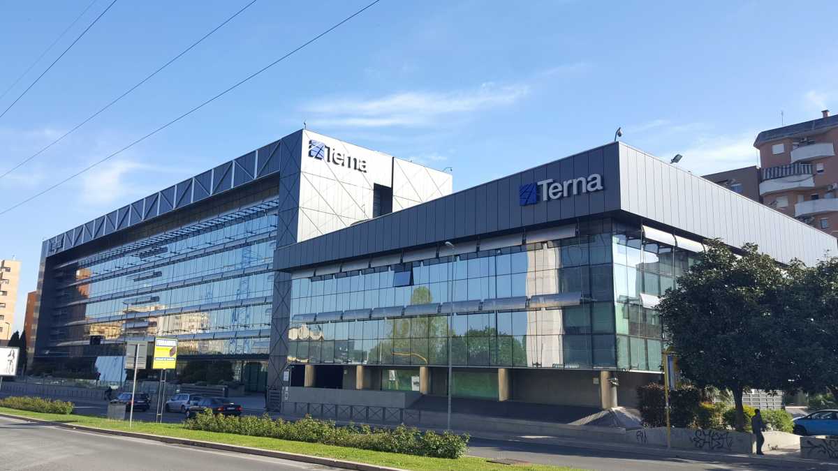 Immagine di Una terza via energetica contro i professionisti del no. Il caso Terna