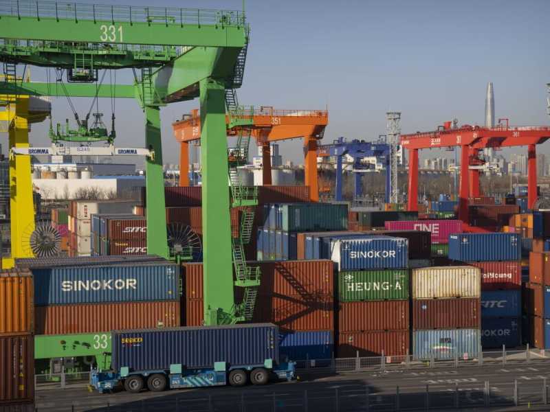 La Cina potrebbe usare come un’arma i suoi cargo. E’ un problema anche europeo