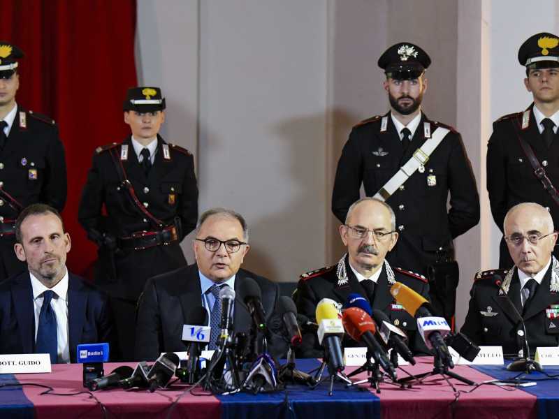 Il procuratore aggiunto Paolo Guido e il procuratore di Palermo Maurizio De Lucia in conferenza stampa per l&rsquo;arresto di Matteo Messina Denaro (LaPresse)&nbsp;<br />