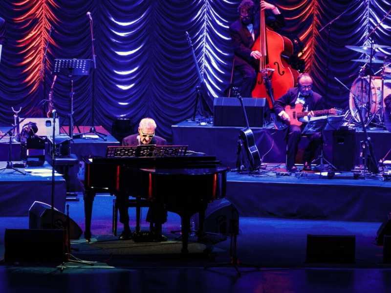 Ecco infine Paolo Conte alla Scala. Il pubblico fantastica già su Dylan e McCartney