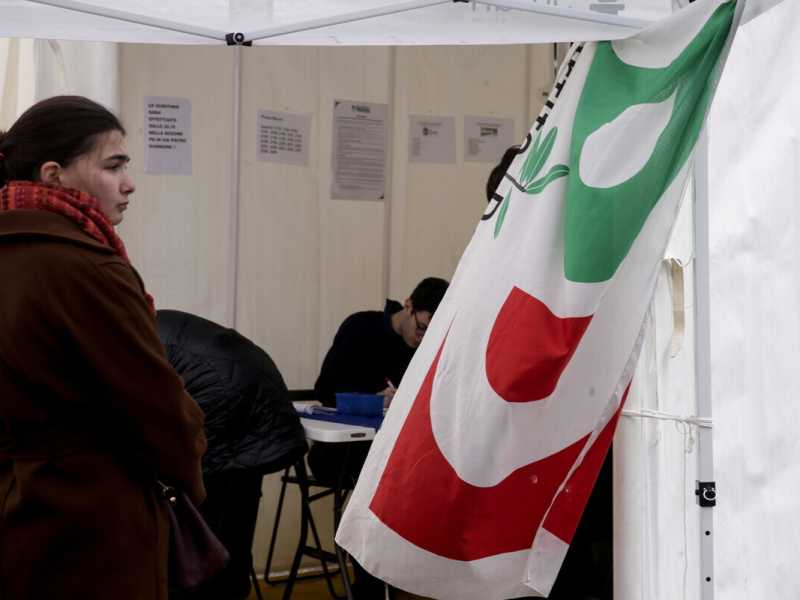 Primarie Pd. Oltre un milione di votanti. Schlein e Bonaccini testa a testa