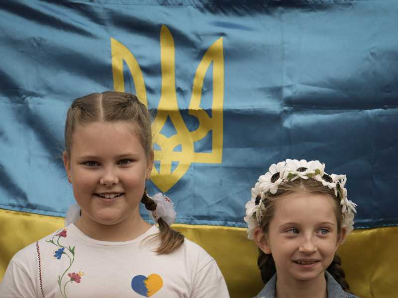 Il mandato di cattura per Putin visto da una madre a cui i russi hanno rubato due figlie
