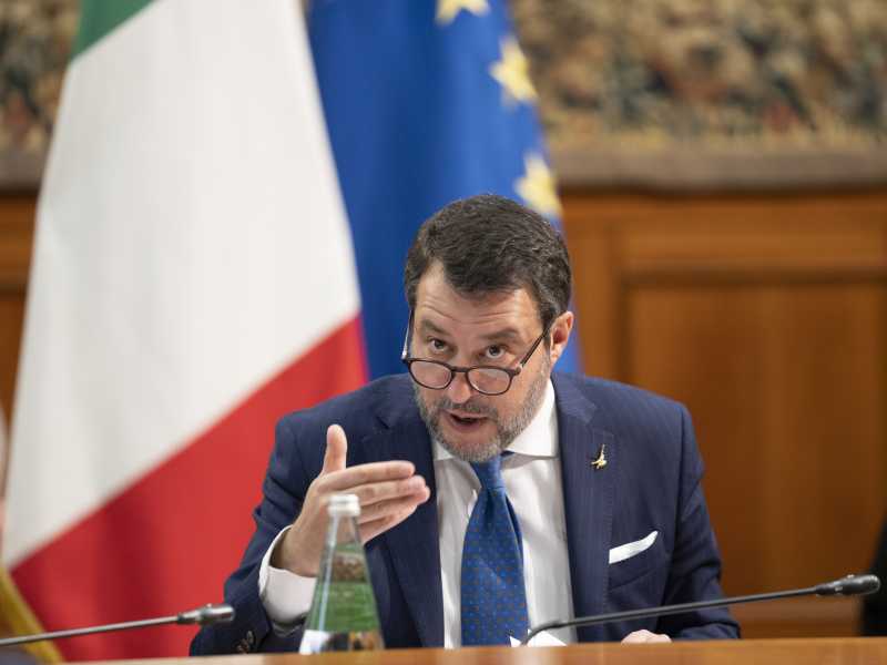 Salvini vuole l'euroscettico Rinaldi come presidente Eni