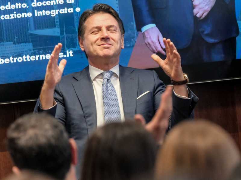 Conte come Ettore Bernabei. È "Rai love" per frenare Schlein