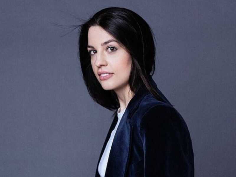 La compagna di Schlein contro Diva e Donna: "Il coming out è una scelta personale"