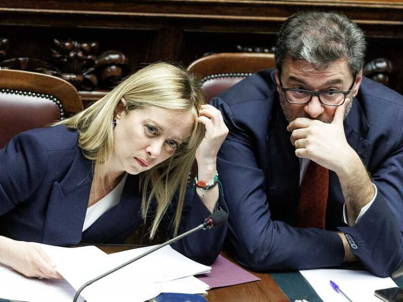 Giorgia Meloni e Giancarlo Giorgetti (Lapresse)