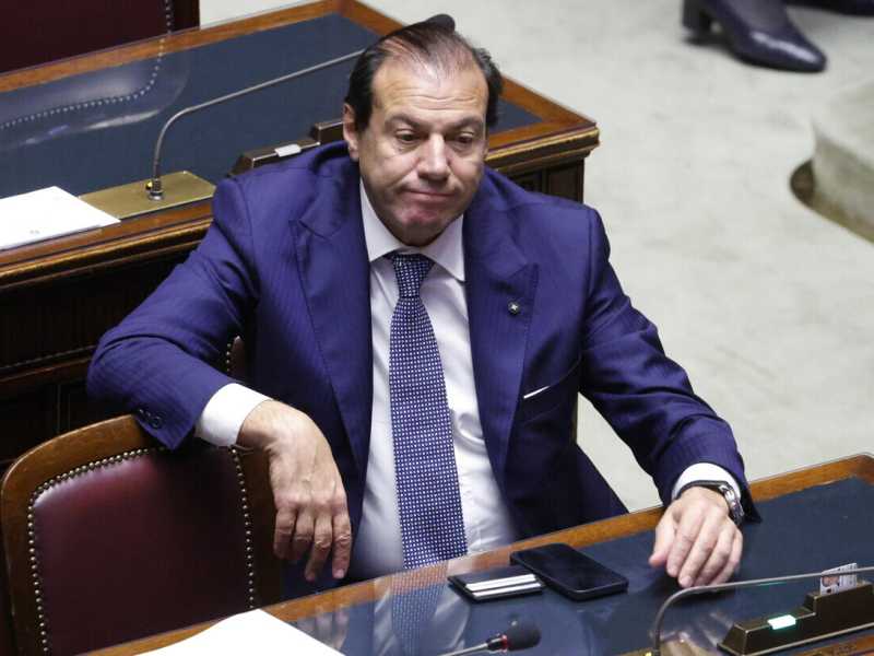 Il viceministro dell'Economia Maurizio Leo (Ansa)