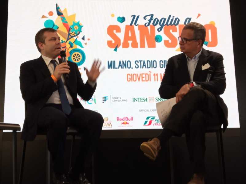 Lorenzo Casini sul palco del Foglio a San Siro