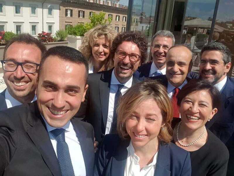 Il selfie dei ministri del Movimento 5 stelle prima del giuramento al Quirinale nel 2018: &ldquo;Guardate che spettacolo!&rdquo;, scriveva su Facebook Di Maio&nbsp;<br />