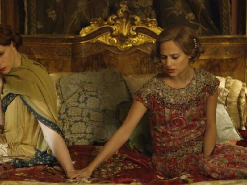 &ldquo;The Danish Girl&rdquo; di Tom Hooper &egrave; ispirato alla vite di Lili Elbe, seconda persona nella storia a sottoporsi a un intervento di riassegnazione sessuale<br /><br />