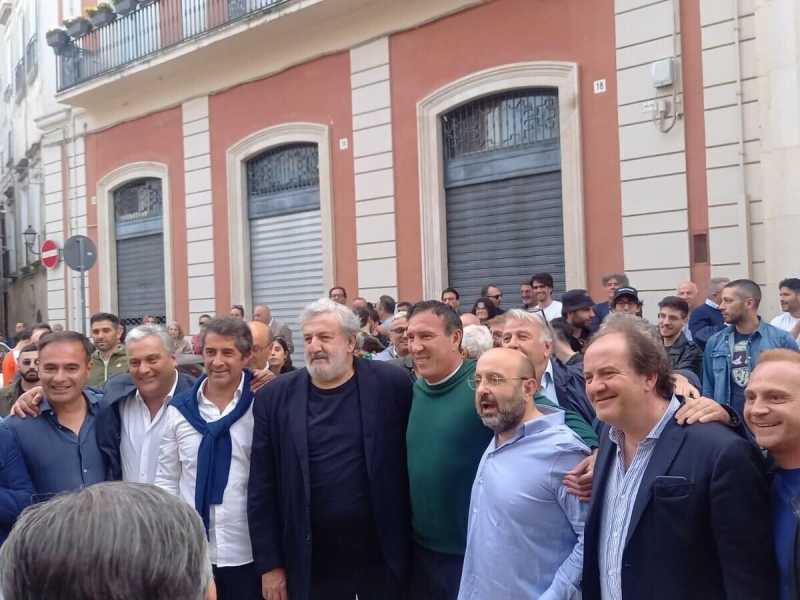 da sx gianni stea, Rossano sasso, il neosindaco petronella, Emiliano, Massimo Cassano