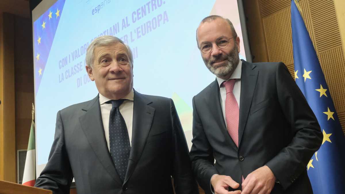Immagine di Weber esclude alleanze tra Ppe e Conservatori. "Meloni deve rompere con Ecr"