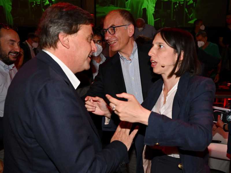 Altro che Terzo polo, Calenda cerca il Pd. Il timore dei renziani