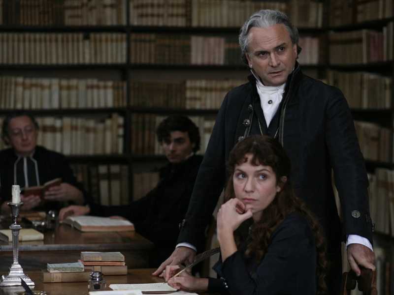 Massimo Popolizio è Monaldo Leopardi nel film "Il giovane favoloso"