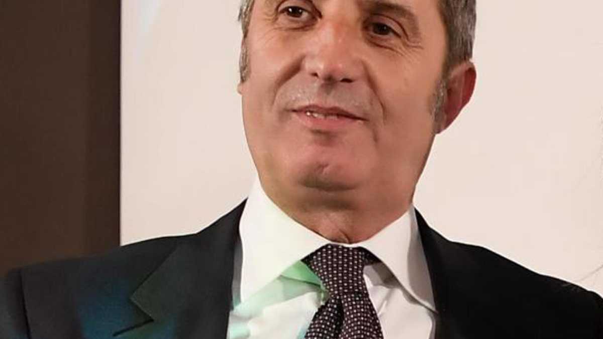 Immagine di "Ecco il mio nuovo Tg1. Basta panini e pastone, voglio domande". Il piano del direttore Chiocci