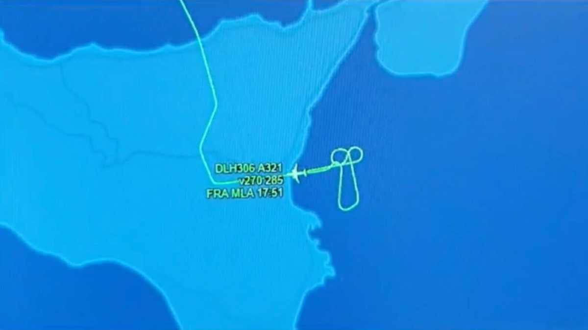 Immagine di Una mentula nel cielo di Sicilia. Come manco Franco e Ciccio