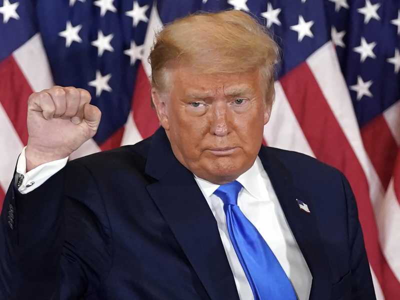 "Un attacco senza precedenti" alla democrazia, "nutrito dalle menzogne". Trump incriminato per il 6 gennaio