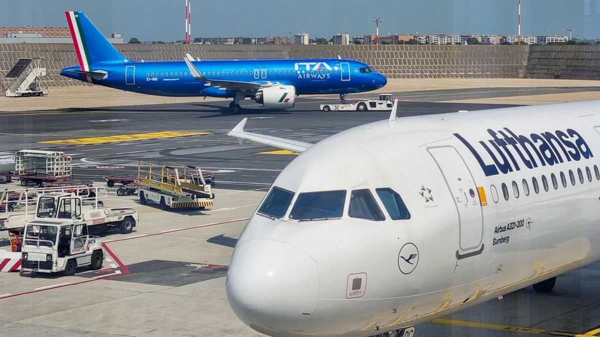 Immagine di Dal caro voli ai taxi. Ecco la bozza del decreto omnibus "Asset e investimenti"