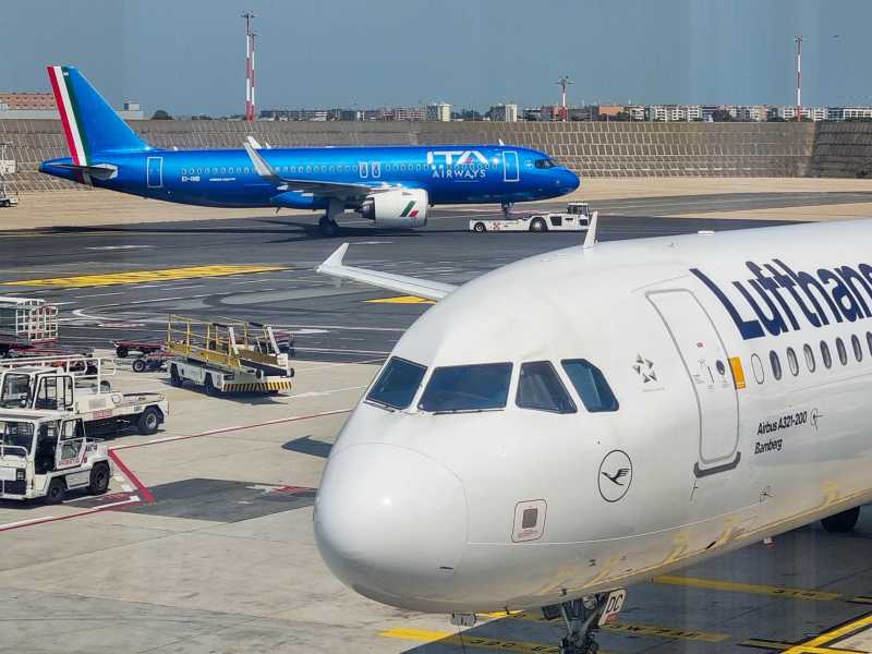 Dal caro voli ai taxi. Ecco la bozza del decreto omnibus "Asset e investimenti"