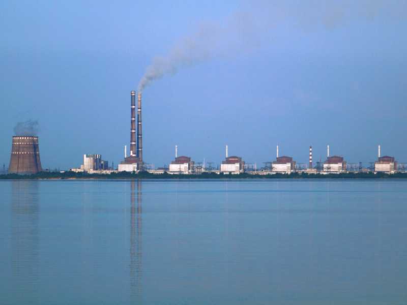 La centrale nucleare di Zaporizhia (Wikipedia)