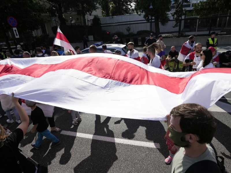 In Polonia l’opposizione si conta: ha due leader, un simbolo e diversi slogan