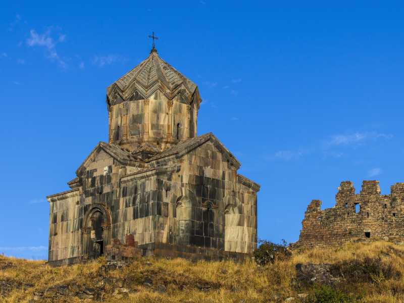 La chiesa di Vahramashen in Armenia, completata nell&rsquo;XI secolo (Olycom)&nbsp;<br />