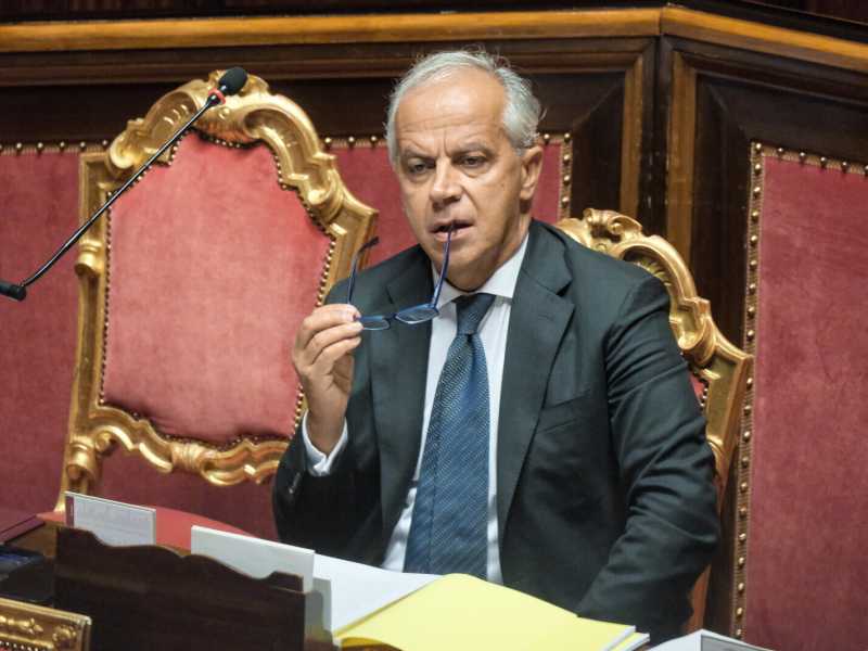 Piantedosi d'essai. "Il video di Catania non è nostro". Il Pd vuole chiedere al Copasir