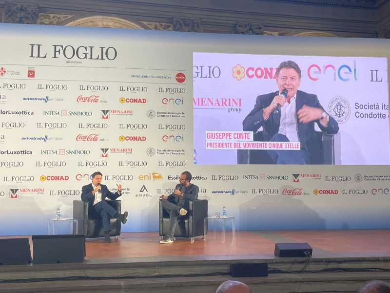 Hamas, Ucraina, Trump. A sportellate con Giuseppe Conte