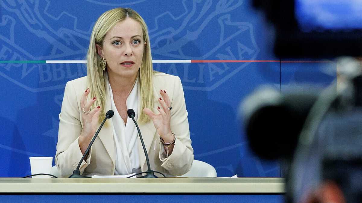 Immagine di Allarme terrorismo sulla rotta balcanica: Meloni sospende Schengen con la Slovenia