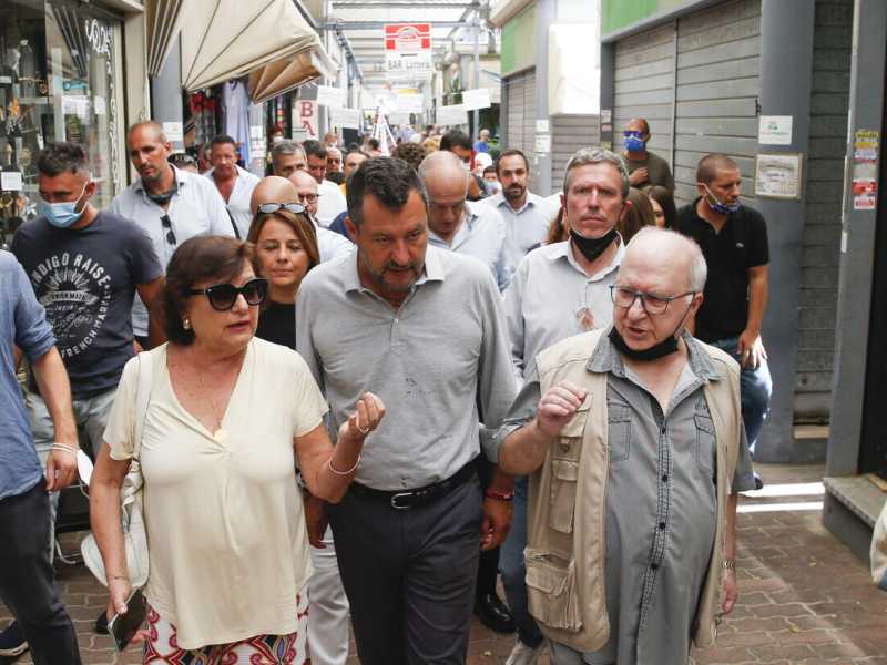 Matone, Furgiuele e gli altri leghisti in rivolta: "Non abbiamo 30 mila euro da dare a Salvini per le Europee"