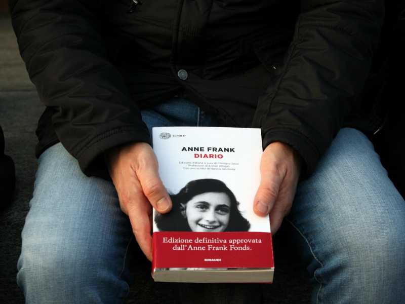 Le parole di Anna Frank sono la migliore risposta al delirio antisemita