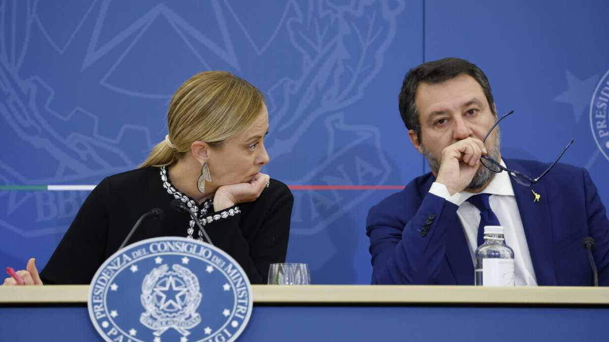 Immagine di Il treno di Lollo, la manovra e il dicembre nero: continua la saga Meloni-Salvini