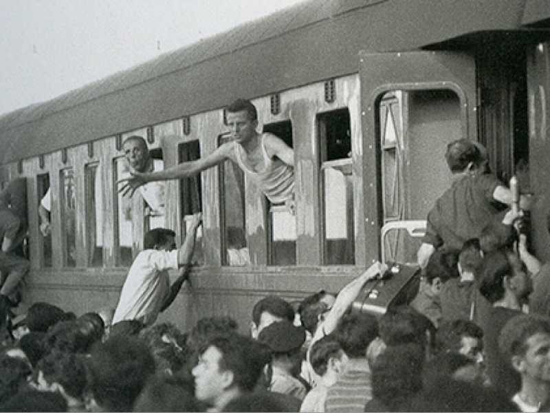 Il treno di Orsi arriva da sud: esposte a Brescia le opere del fotoreporter mancato due anni fa
